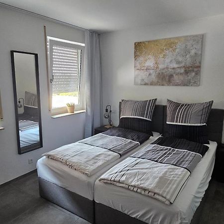 נורטינגן Doppelzimmer Mit Ausblick מראה חיצוני תמונה